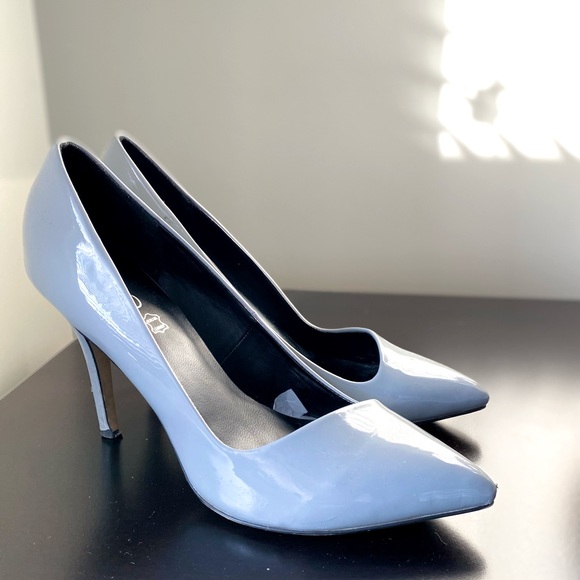 Aldo Grey Glossy Pumps